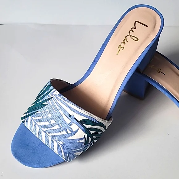 NWOB Jax Bleu Multi Print Heeled Sandals, Size 9 - Picture 3 of 8